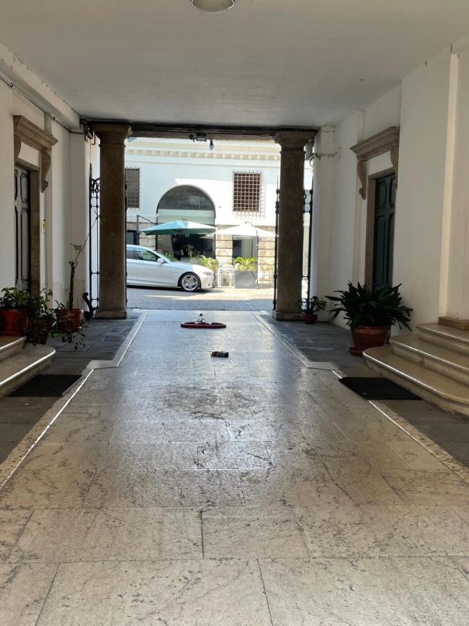 Angie'S View Hotel Верона Екстериор снимка