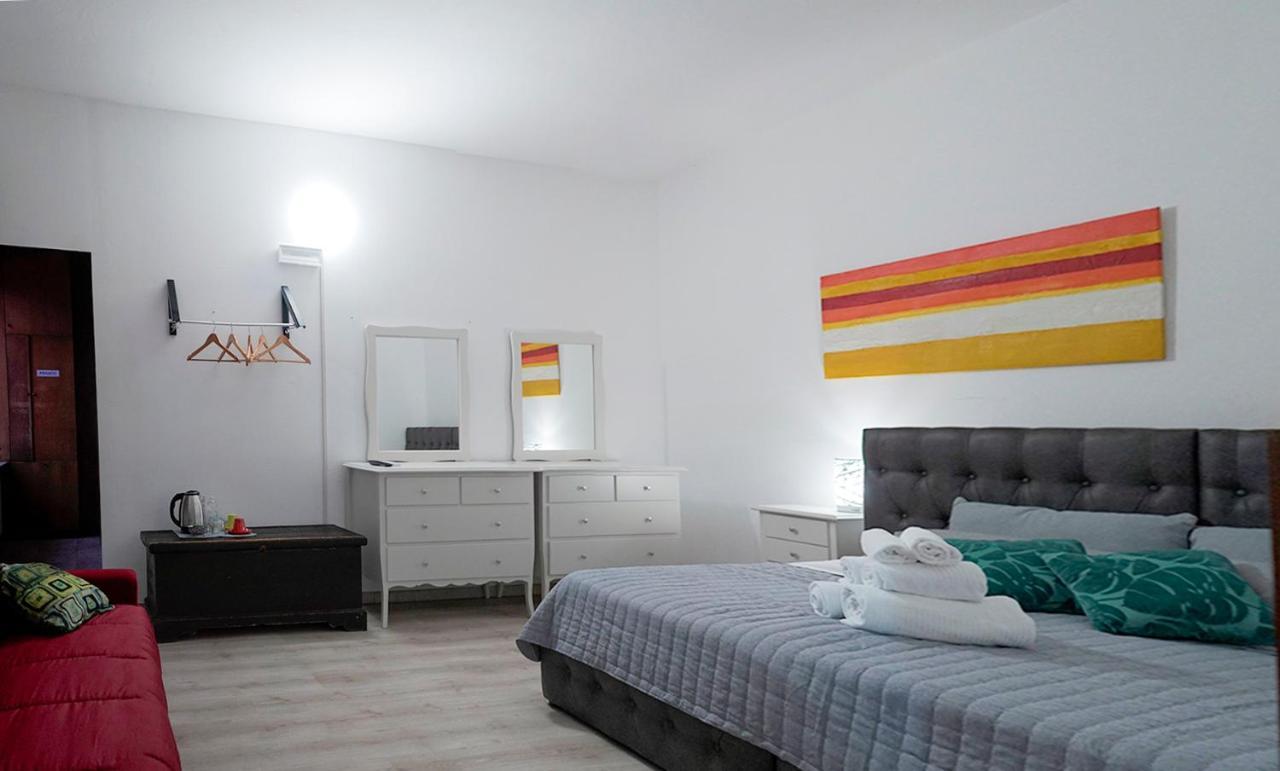 Angie'S View Hotel Верона Екстериор снимка