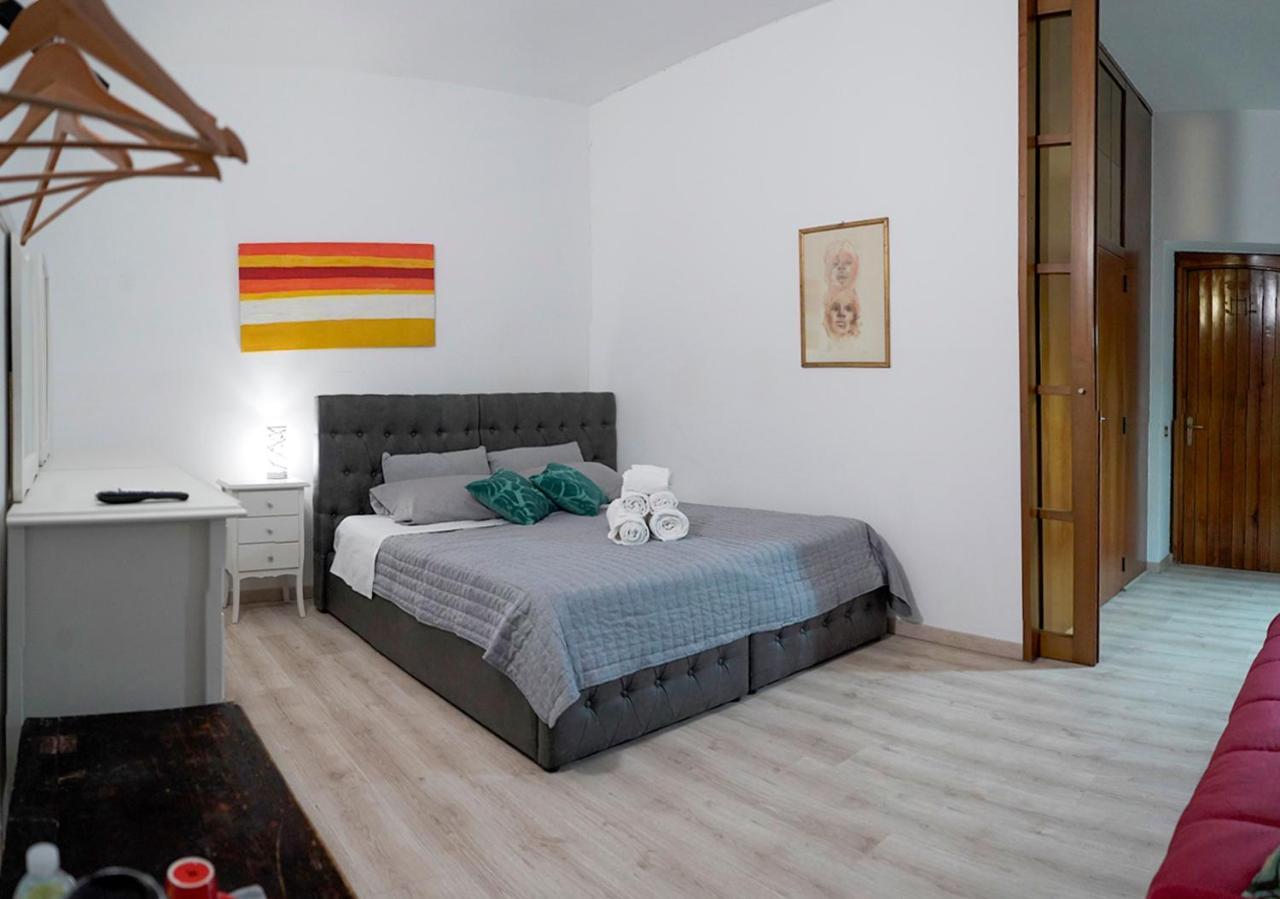 Angie'S View Hotel Верона Екстериор снимка